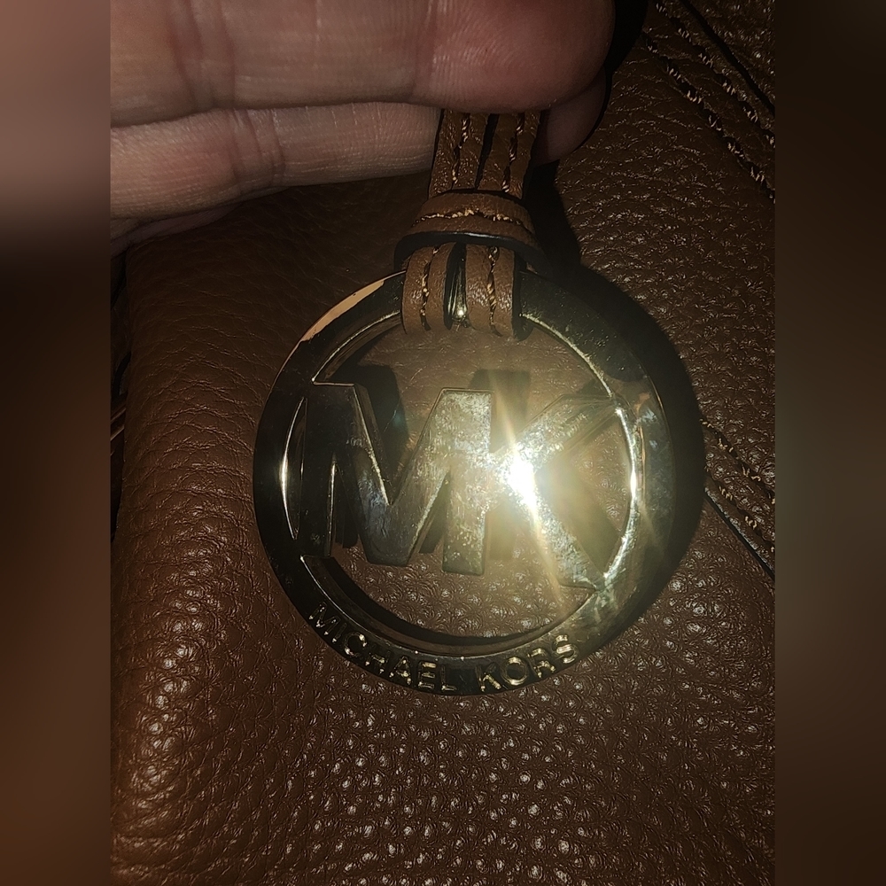 Micheal kors leather shoulder bag guc see pics - Picture 10 of 11